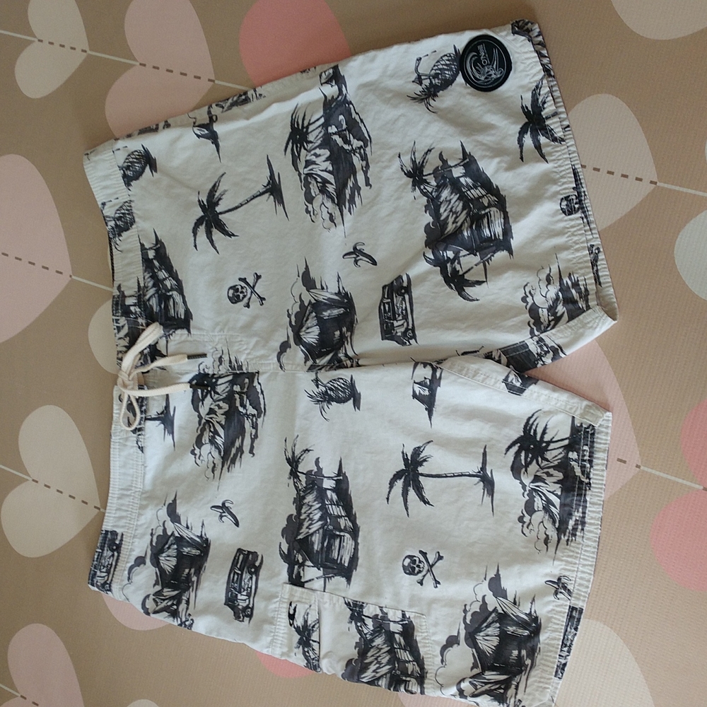O'Neill Santa Cruz board shorts. Size 36